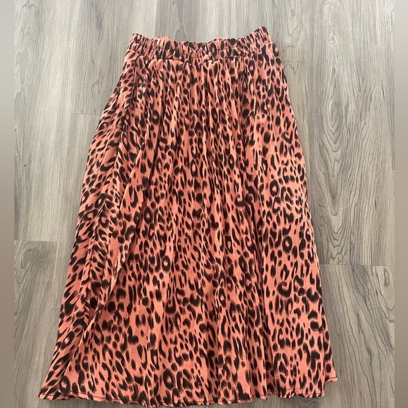 Chartou Pink and Black Pleated Animal Print A-Line MIDI Skirt Size Medium - Picture 7 of 10